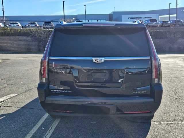 Thumbnail: 2017 Cadillac Escalade - 5