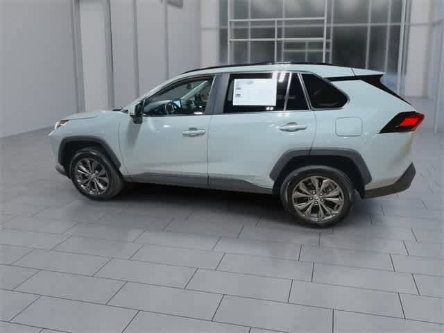 Thumbnail: 2023 Toyota RAV4 - 6