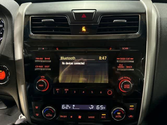 Thumbnail: 2013 Nissan Altima - 19