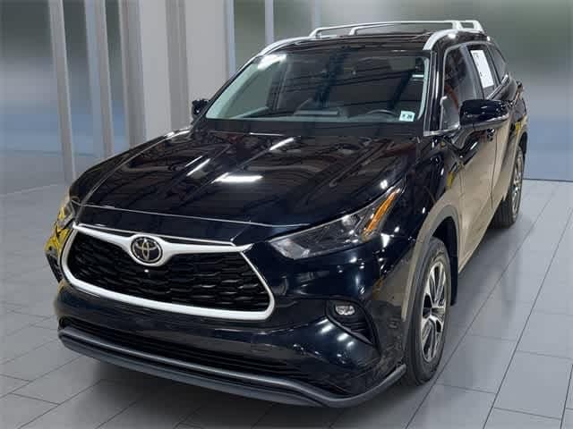Thumbnail: 2023 Toyota Highlander - 1