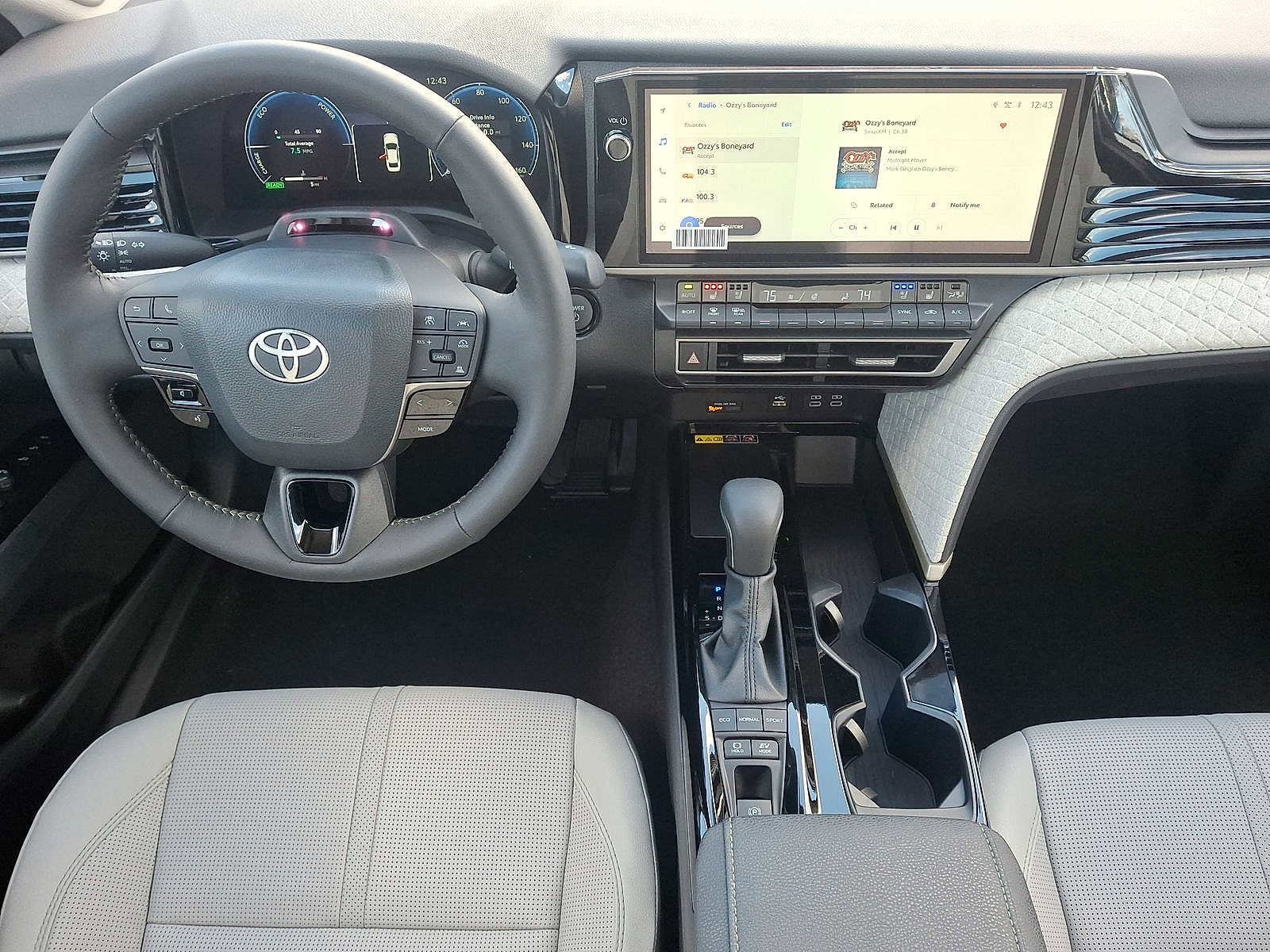 Thumbnail: 2026 Toyota Camry - 10