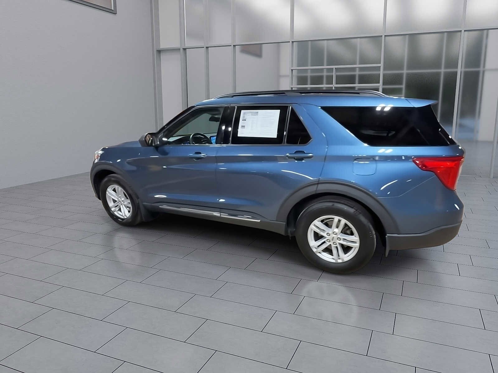 Thumbnail: 2020 Ford Explorer - 6