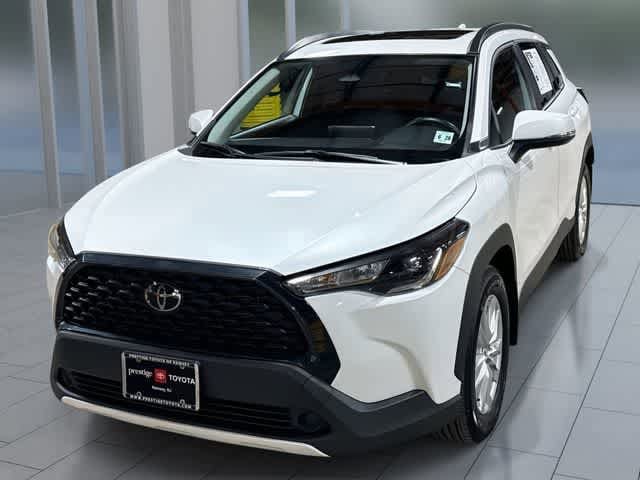 Thumbnail: 2023 Toyota Corolla Cross - 1