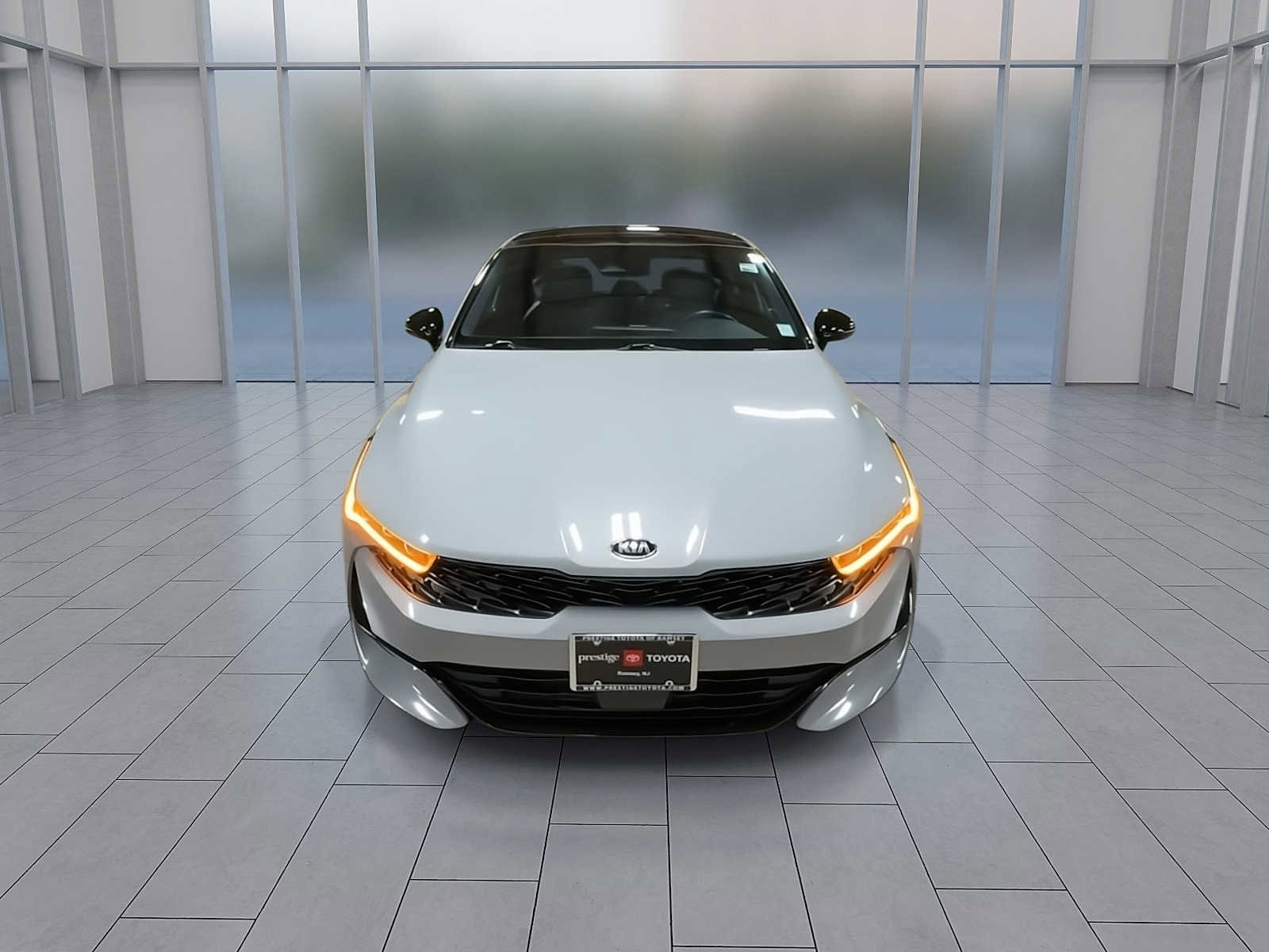 Thumbnail: 2021 Kia K5 - 3