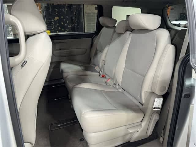 Thumbnail: 2020 Kia Sedona - 17