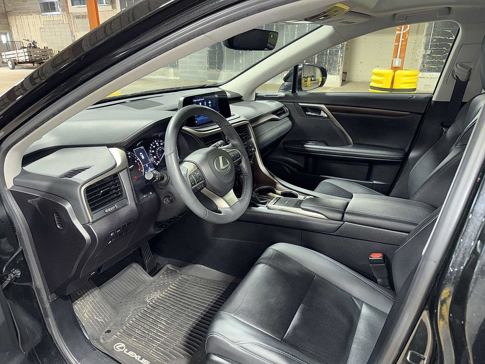 Thumbnail: 2022 Lexus RX - 28