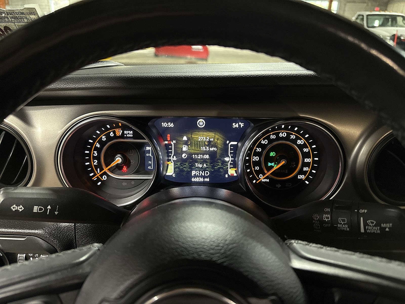 Thumbnail: 2021 Jeep Wrangler - 32