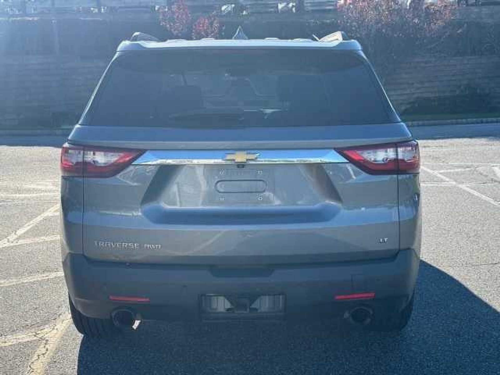 Thumbnail: 2021 Chevrolet Traverse - 5
