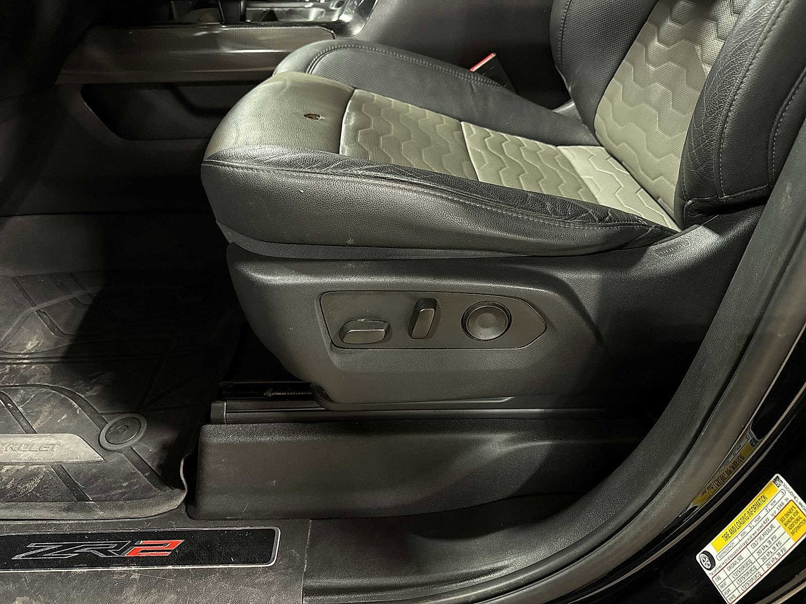 Thumbnail: 2022 Chevrolet Silverado 1500 - 24