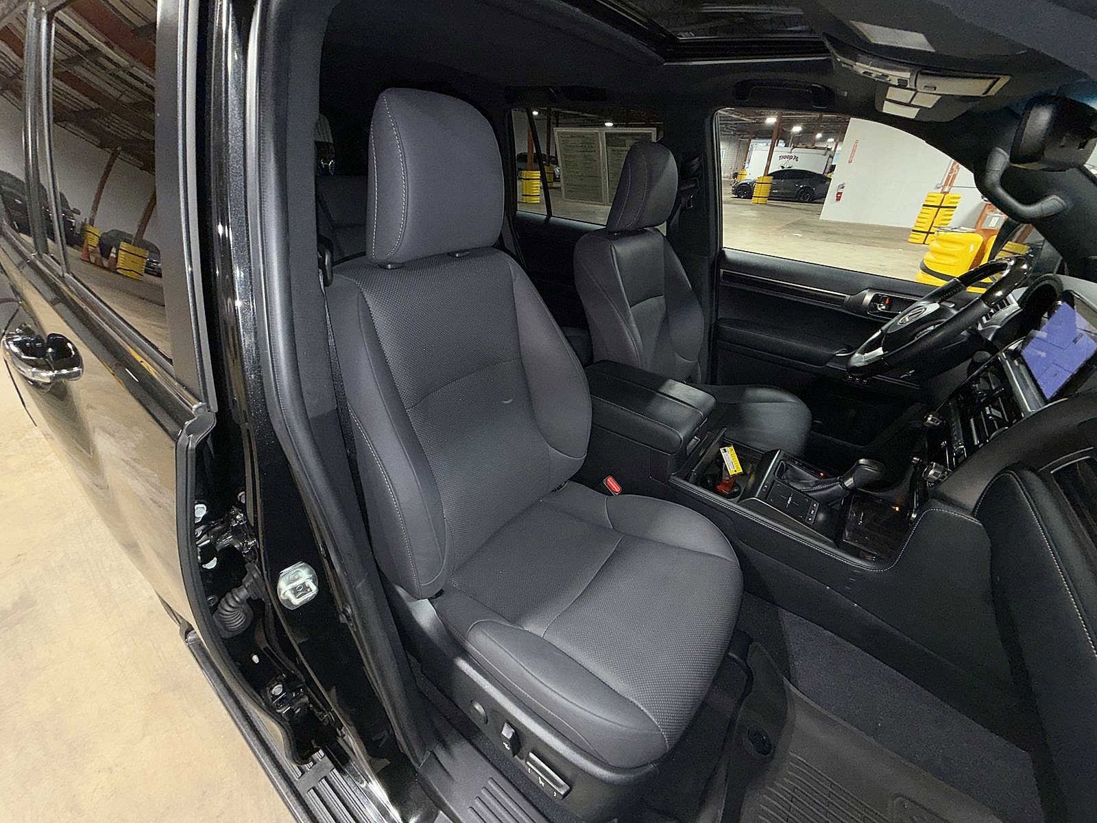 Thumbnail: 2023 Lexus GX - 16