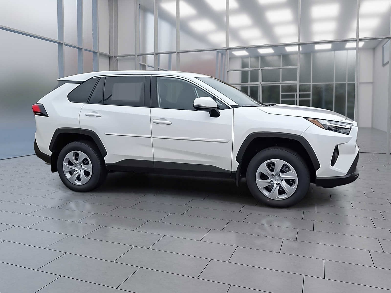 Thumbnail: 2025 Toyota RAV4 - 6