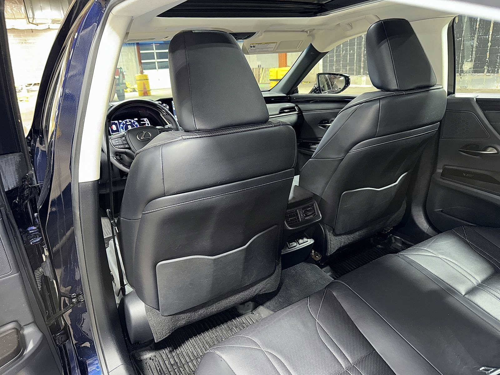 Thumbnail: 2019 Lexus ES - 27