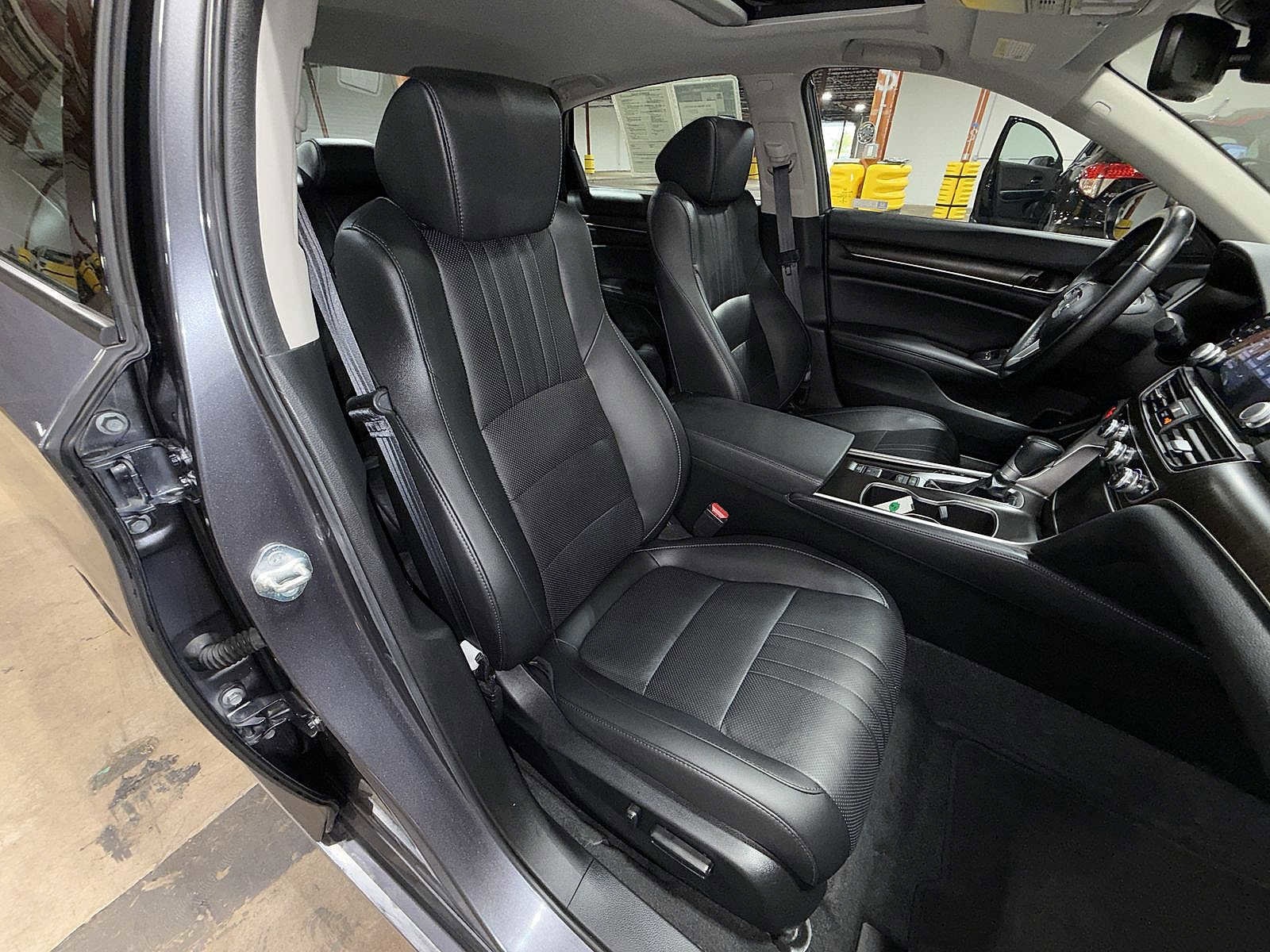 Thumbnail: 2021 Honda Accord - 16