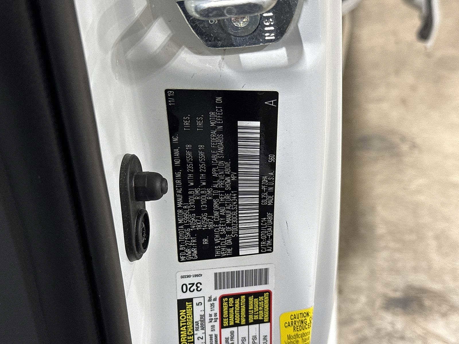 Thumbnail: 2020 Toyota Sienna - 14