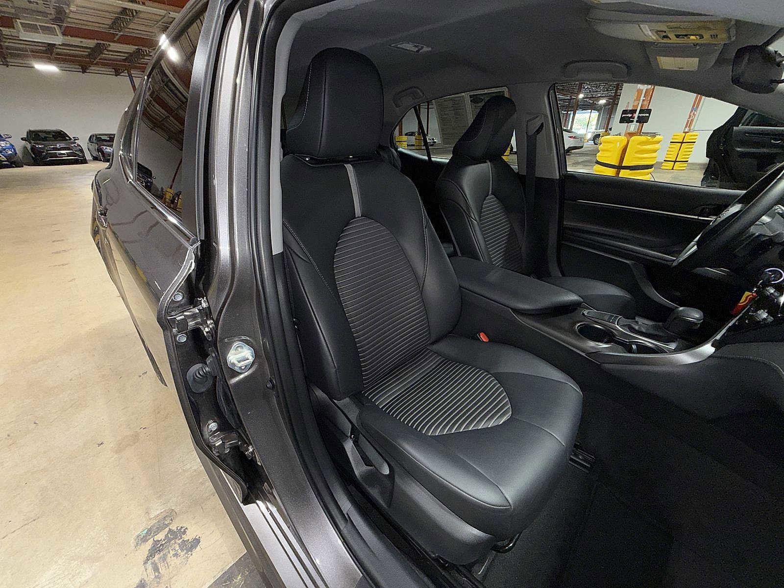 Thumbnail: 2023 Toyota Camry - 16