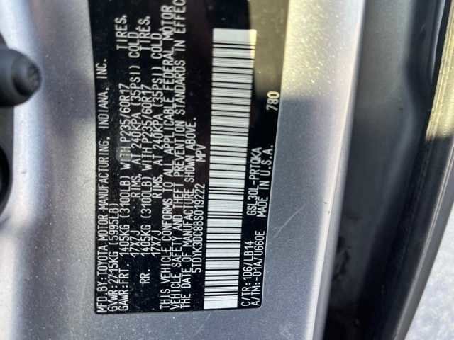 Thumbnail: 2011 Toyota Sienna - 9