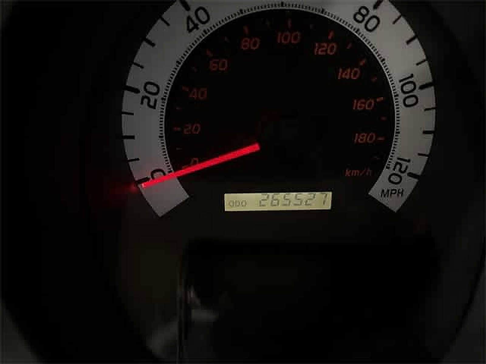 Thumbnail: 2011 Toyota Tacoma - 31