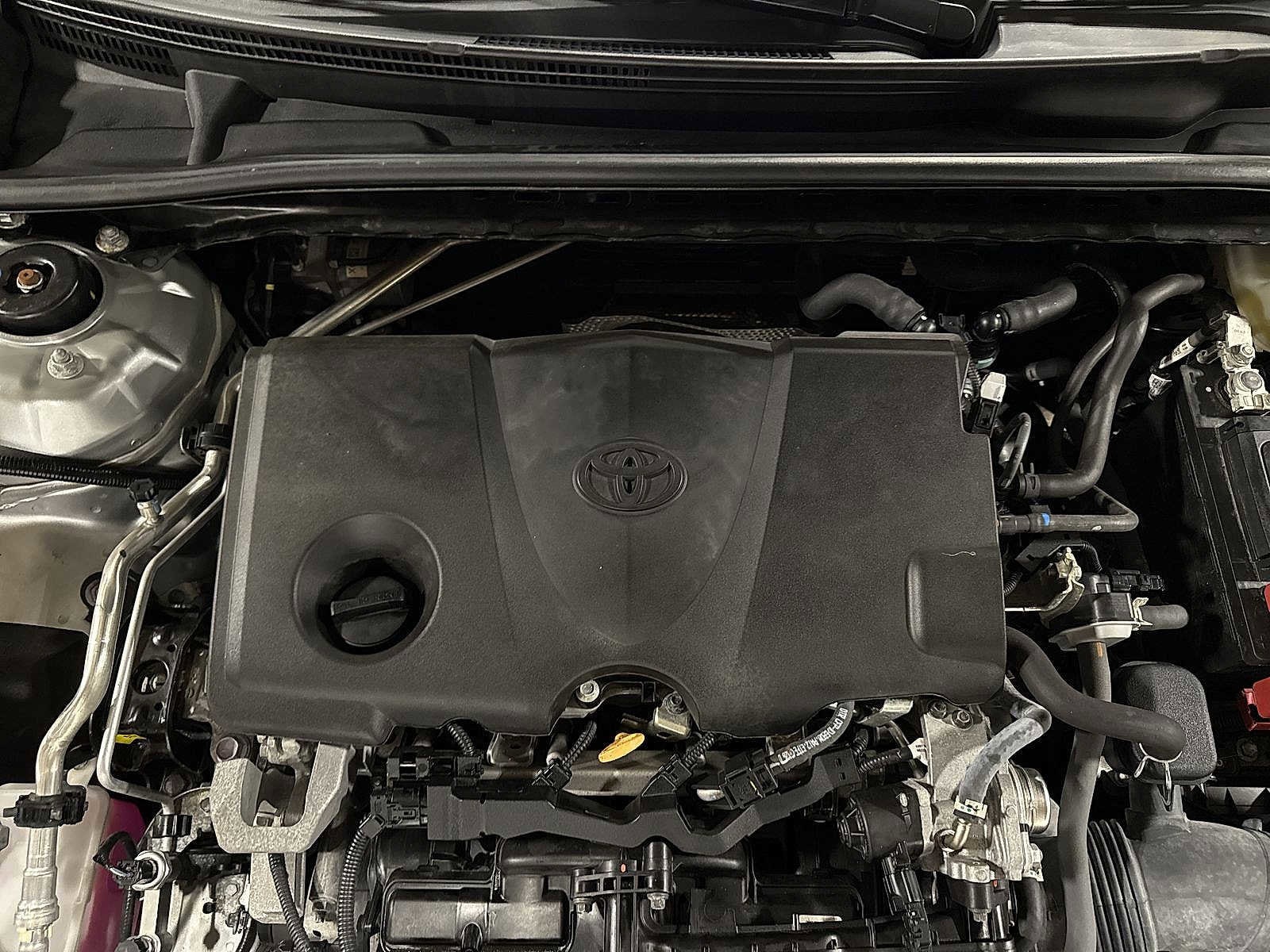 Thumbnail: 2023 Toyota Camry - 12