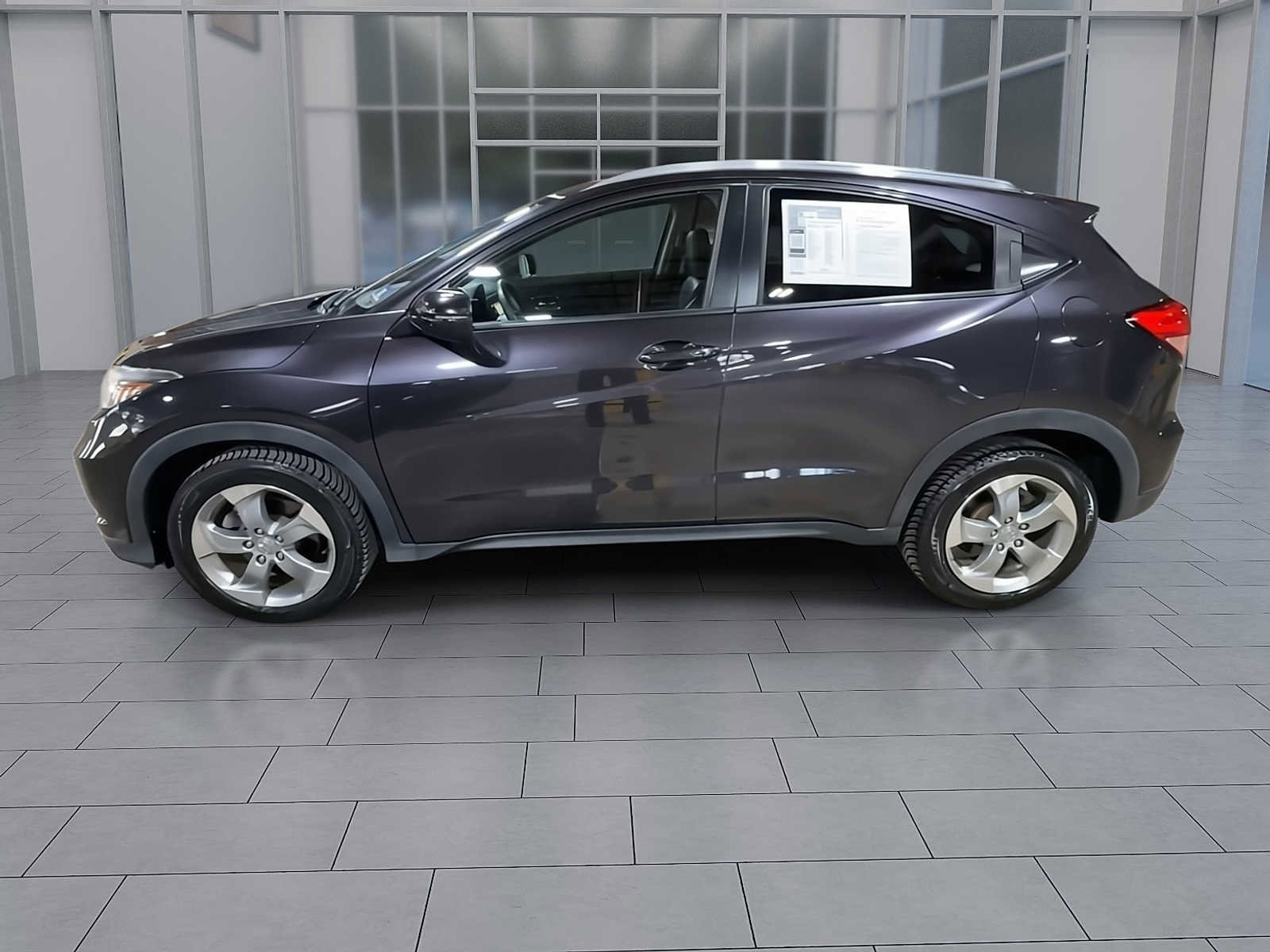 Thumbnail: 2017 Honda HR-V - 5