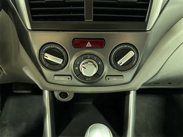 2011 Subaru Forester Premium 21