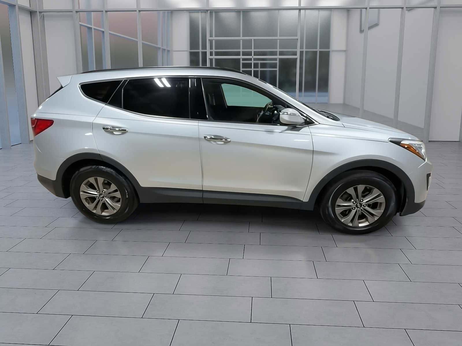 Thumbnail: 2016 Hyundai Santa Fe - 9