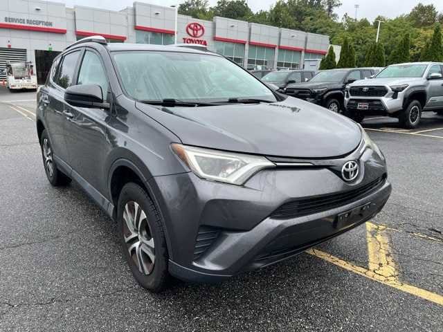 Thumbnail: 2016 Toyota RAV4 - 3