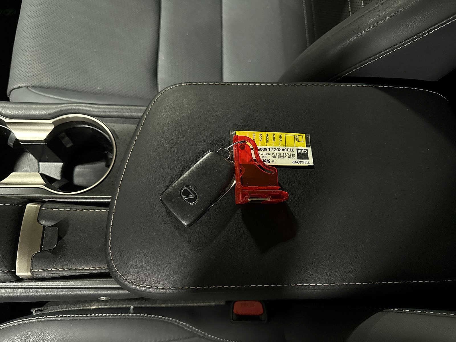 Thumbnail: 2020 Lexus NX - 32