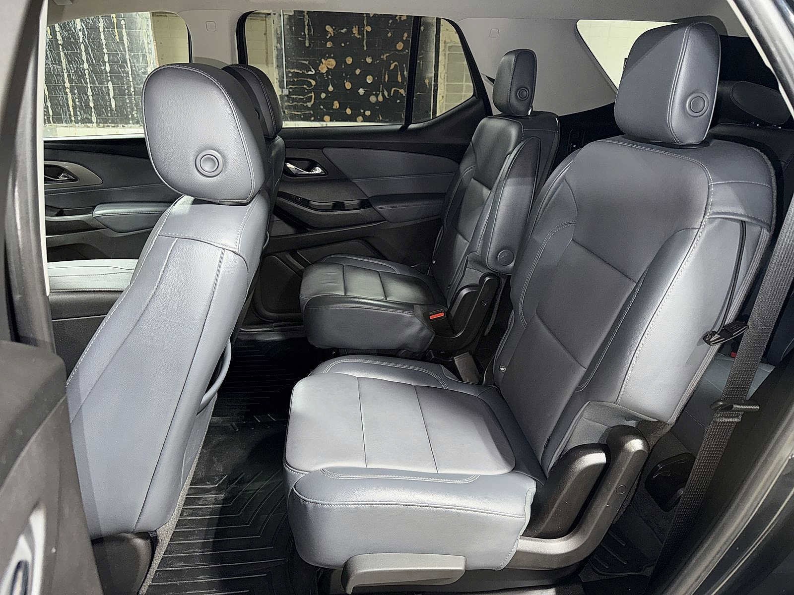 Thumbnail: 2018 Chevrolet Traverse - 17