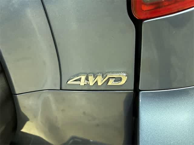 Thumbnail: 2011 Toyota RAV4 - 24
