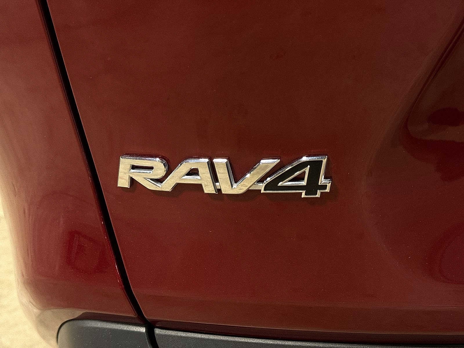 Thumbnail: 2025 Toyota RAV4 - 25