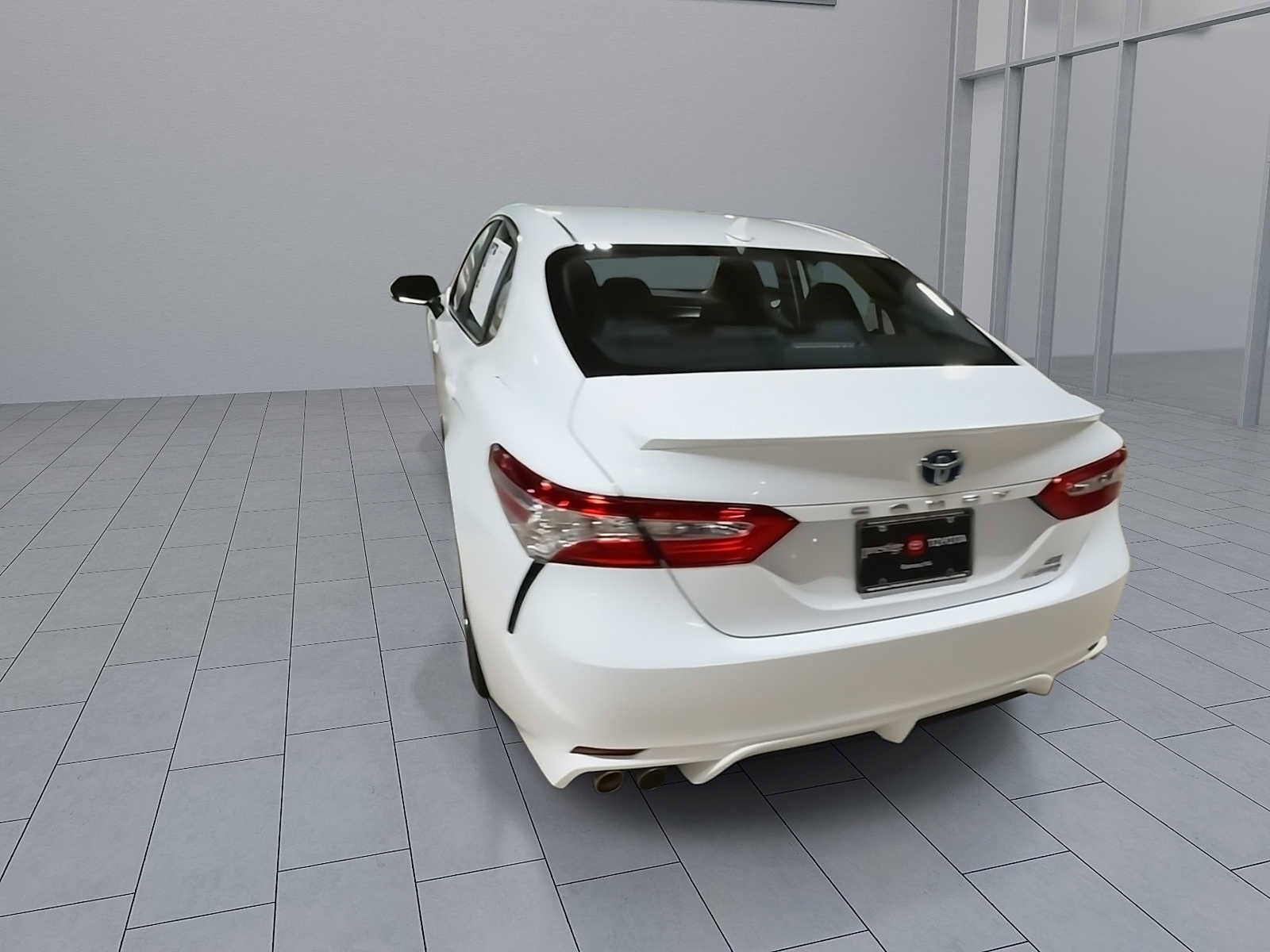 Thumbnail: 2020 Toyota Camry - 7
