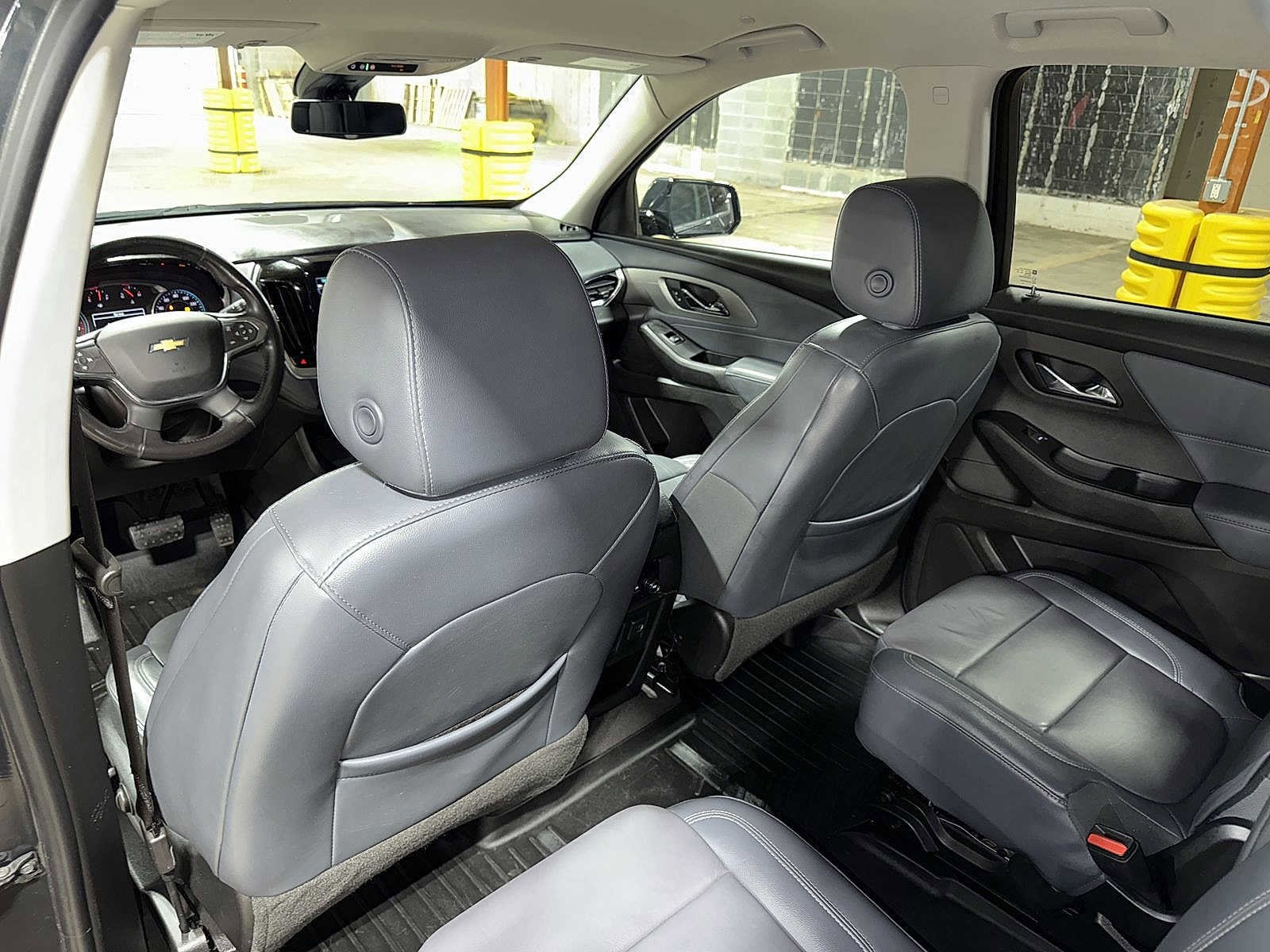 Thumbnail: 2018 Chevrolet Traverse - 29