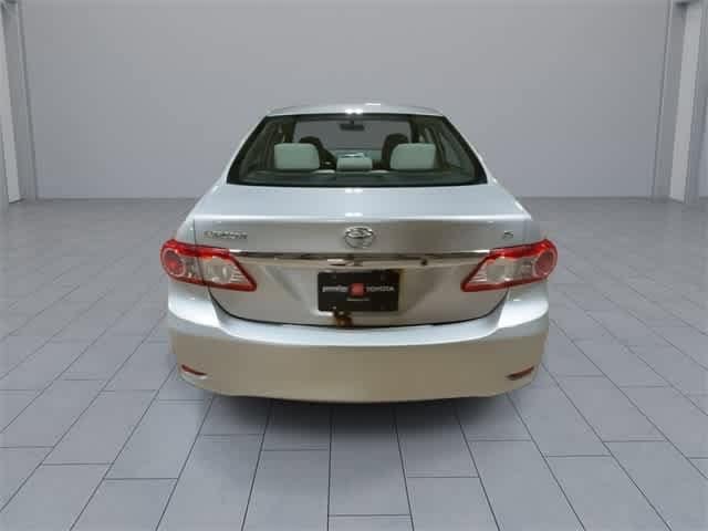 Thumbnail: 2011 Toyota Corolla - 7
