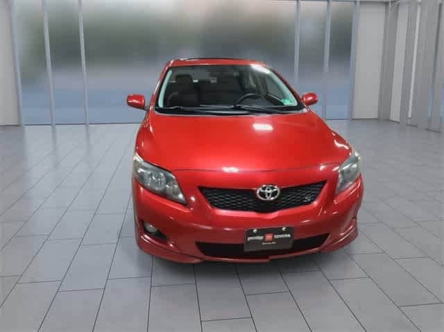 Thumbnail: 2010 Toyota Corolla - 3