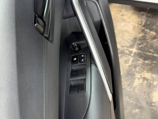 Thumbnail: 2023 Toyota Corolla Cross - 22