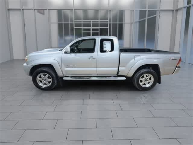 Thumbnail: 2006 Toyota Tacoma - 5