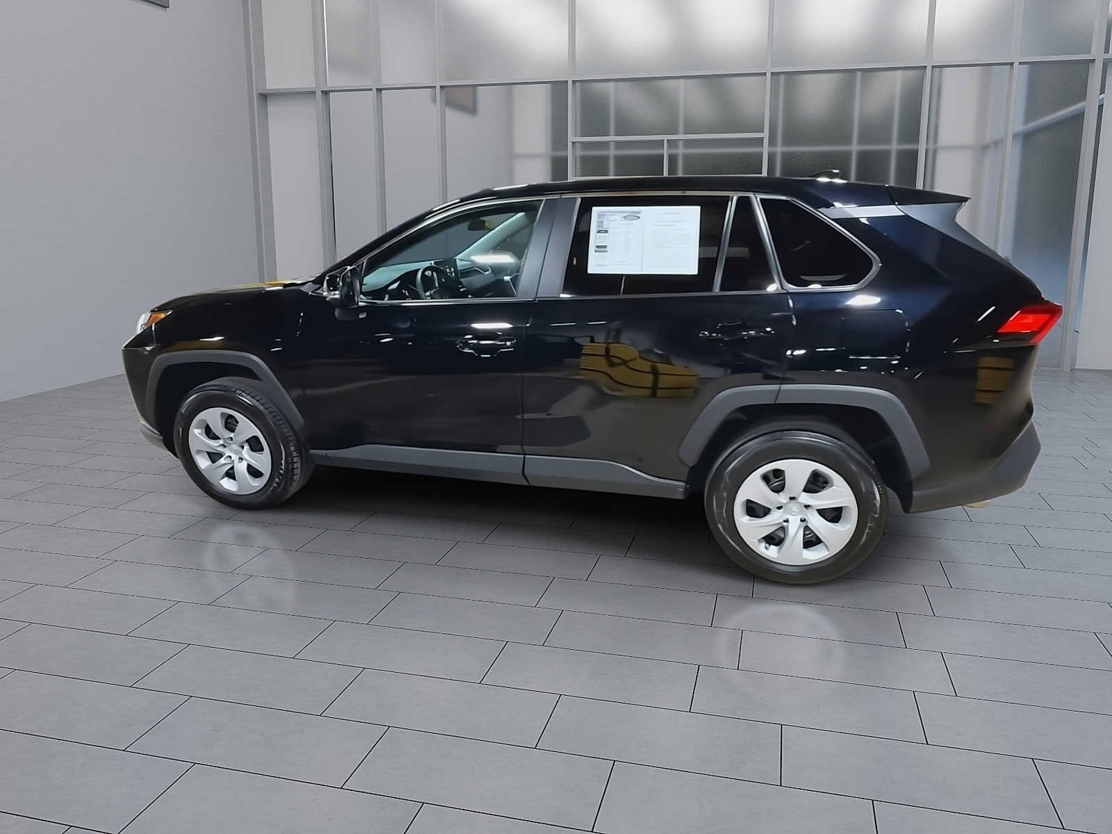 Thumbnail: 2024 Toyota RAV4 - 6