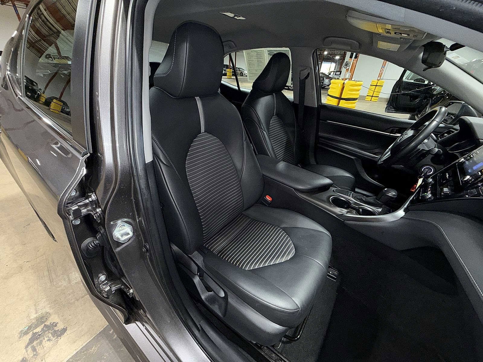 Thumbnail: 2023 Toyota Camry - 16