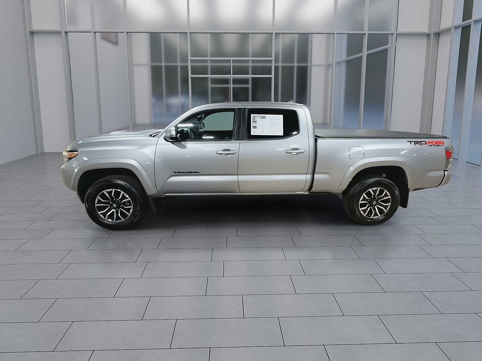 Thumbnail: 2021 Toyota Tacoma - 5