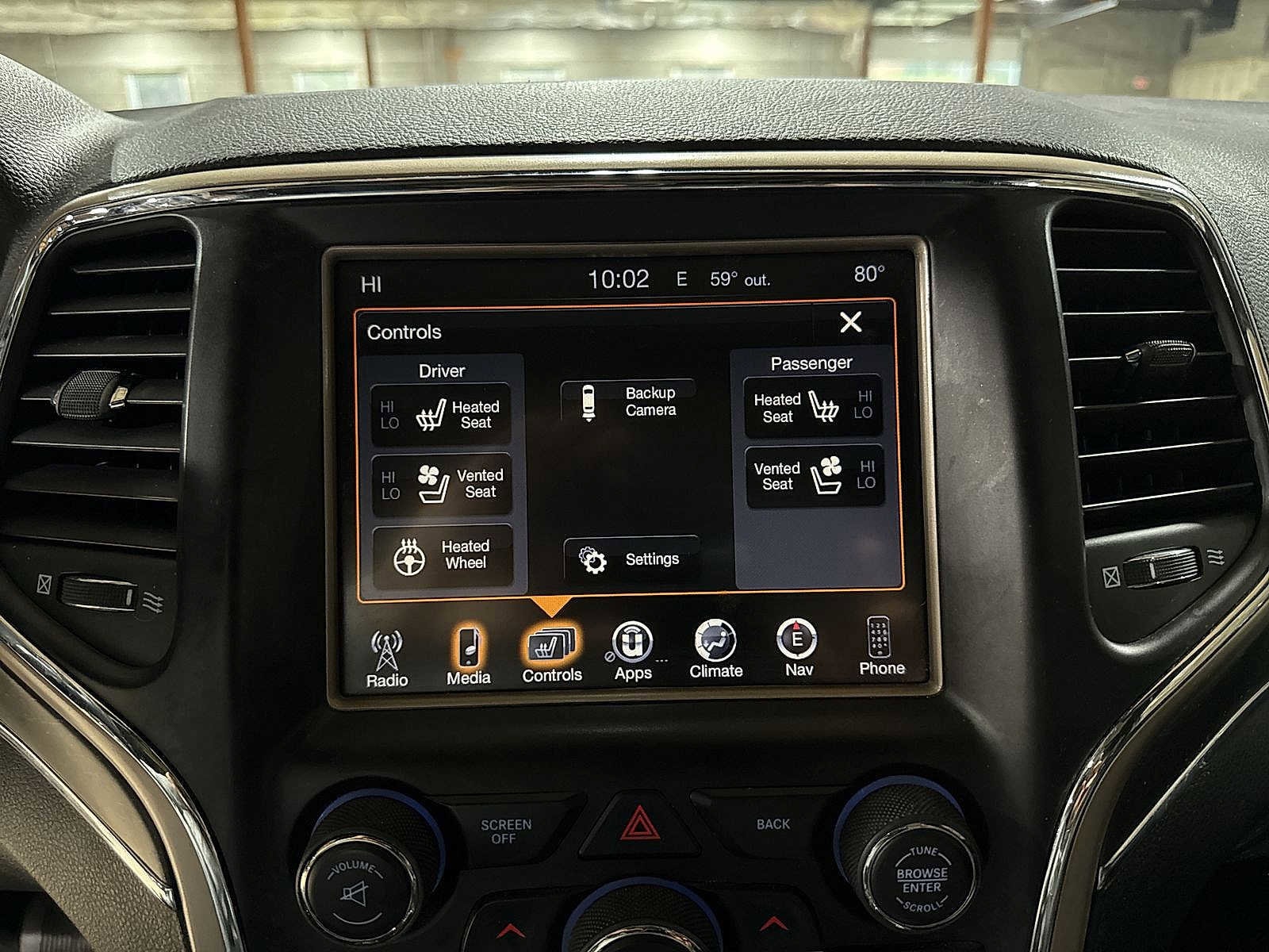 Thumbnail: 2017 Jeep Grand Cherokee - 35