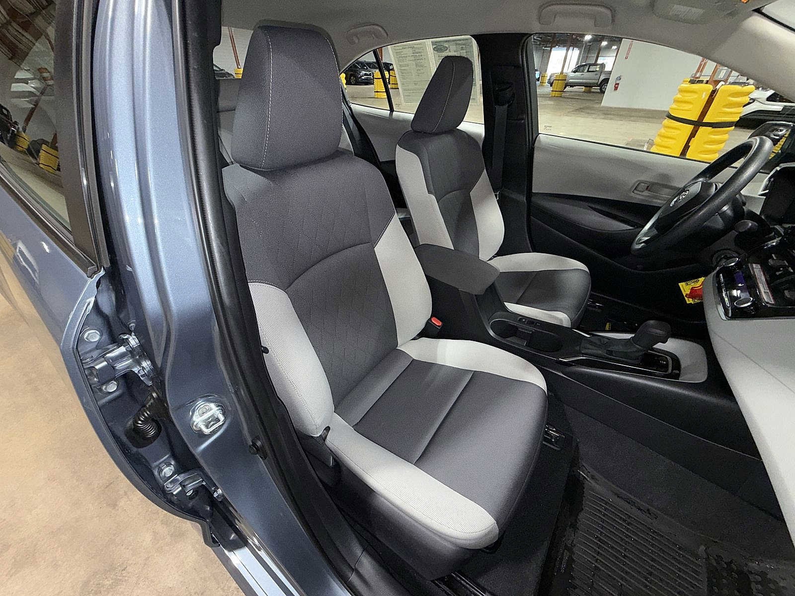 Thumbnail: 2025 Toyota Corolla - 16