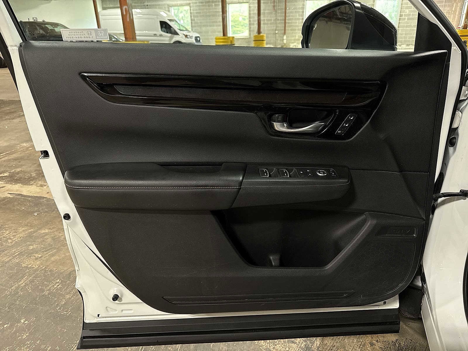 Thumbnail: 2023 Honda CR-V - 33