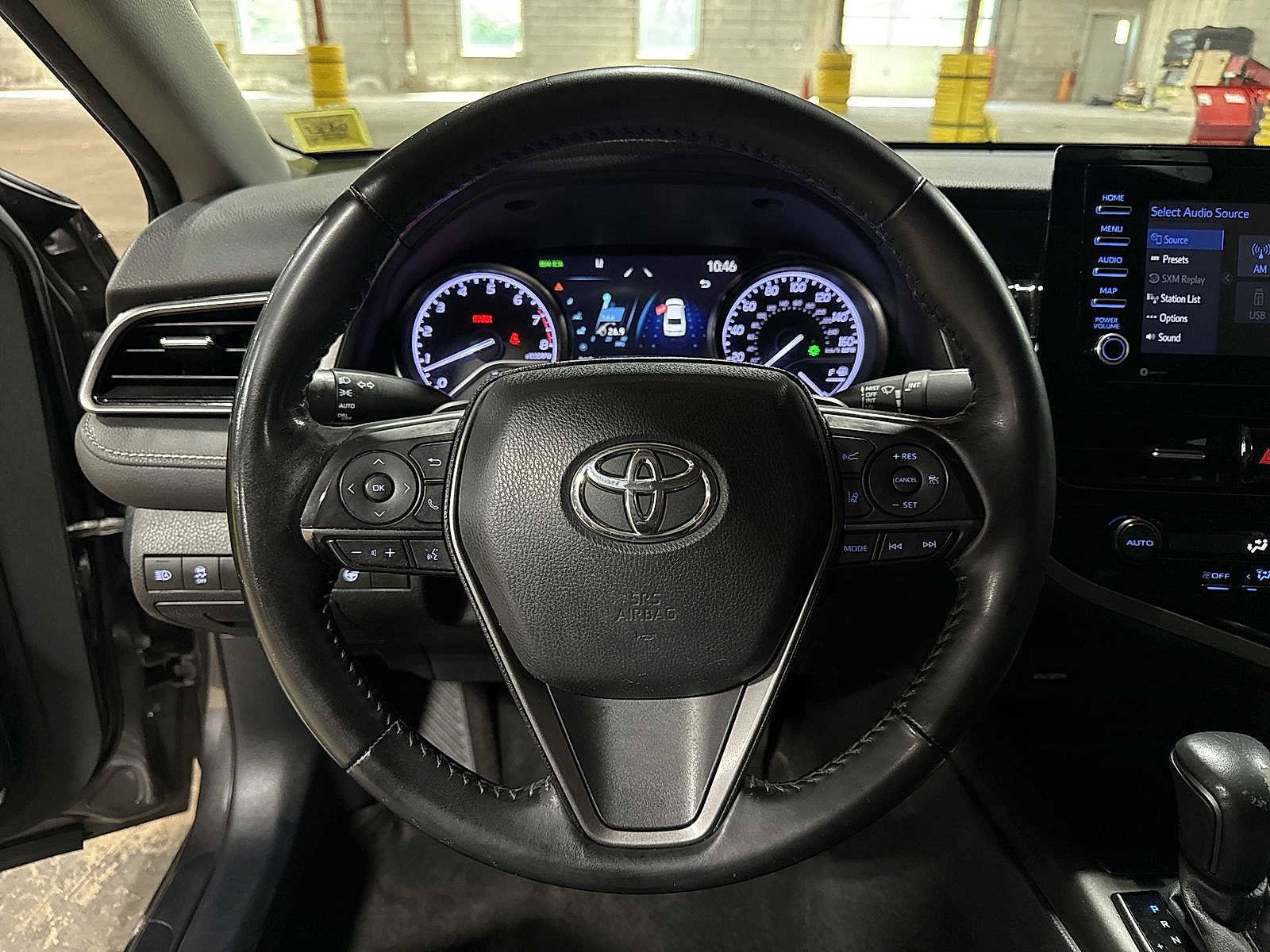 Thumbnail: 2021 Toyota Camry - 17