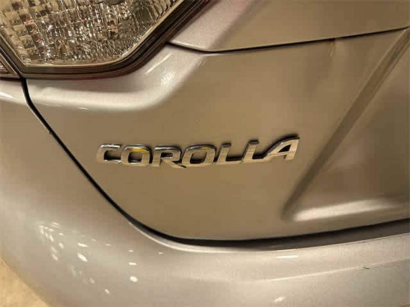 Thumbnail: 2021 Toyota Corolla - 36