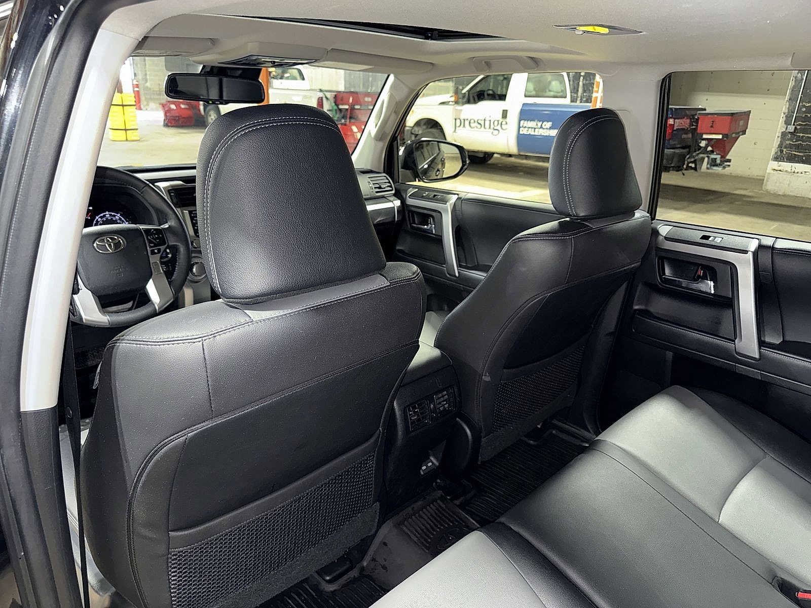 Thumbnail: 2023 Toyota 4Runner - 28