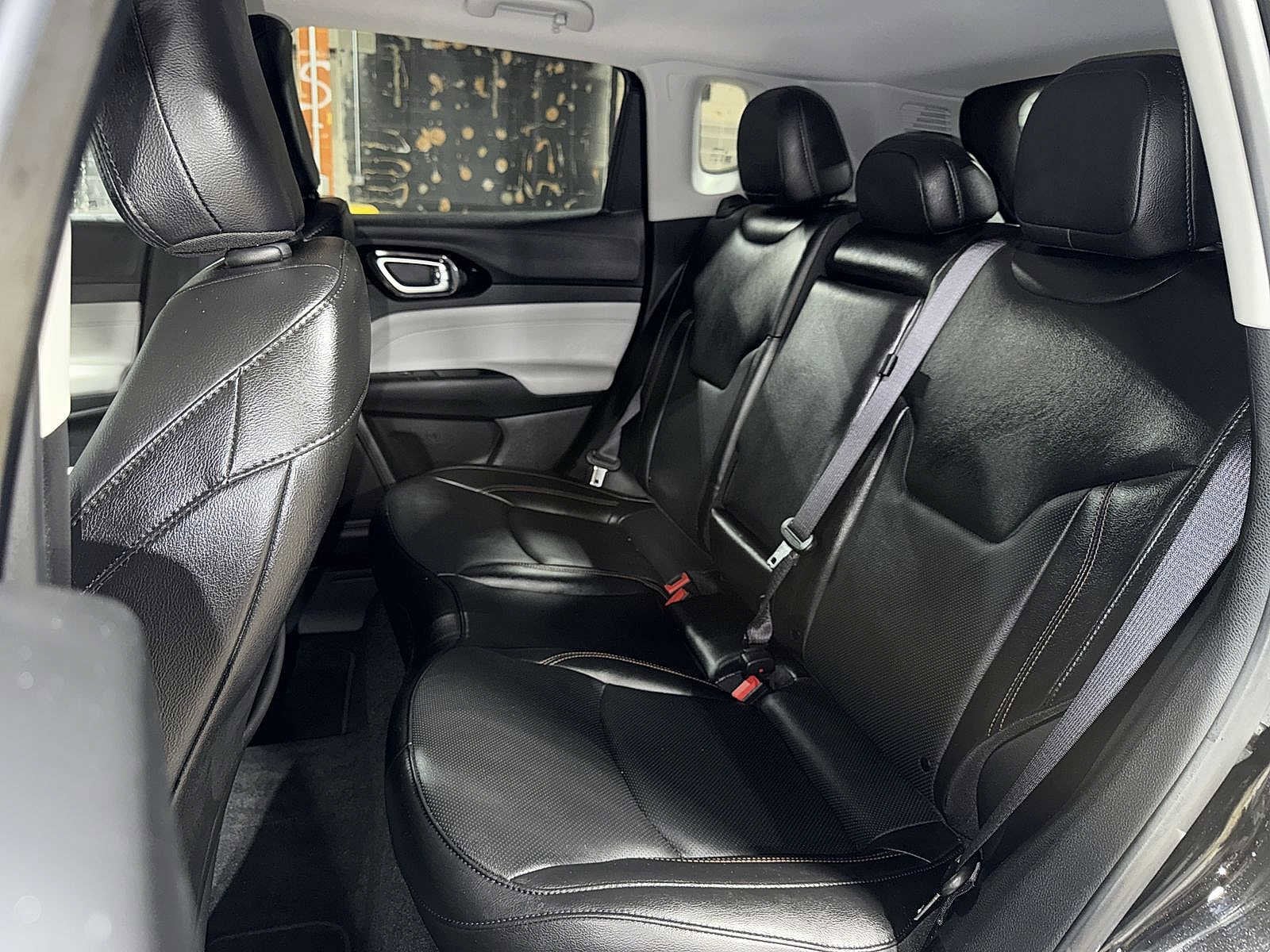 Thumbnail: 2022 Jeep Compass - 17