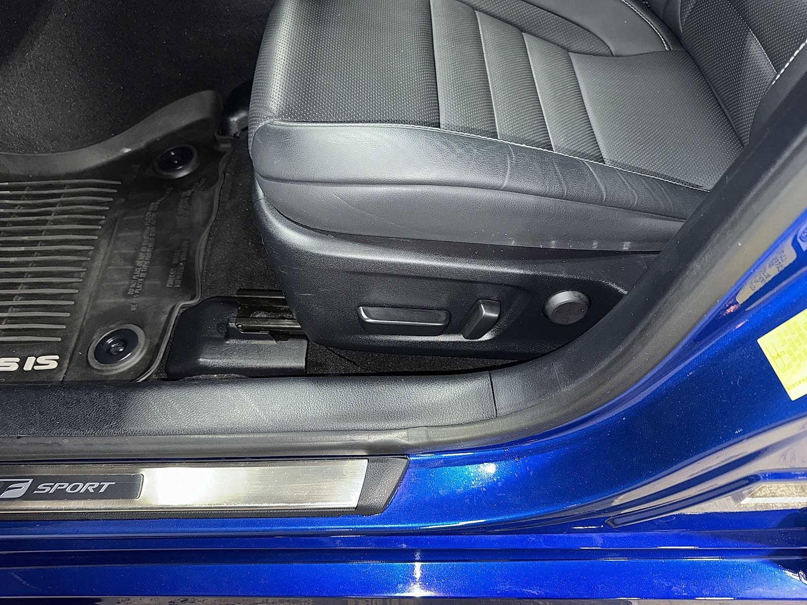 Thumbnail: 2023 Lexus IS - 23