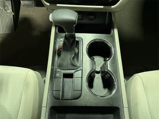 Thumbnail: 2020 Kia Sedona - 32