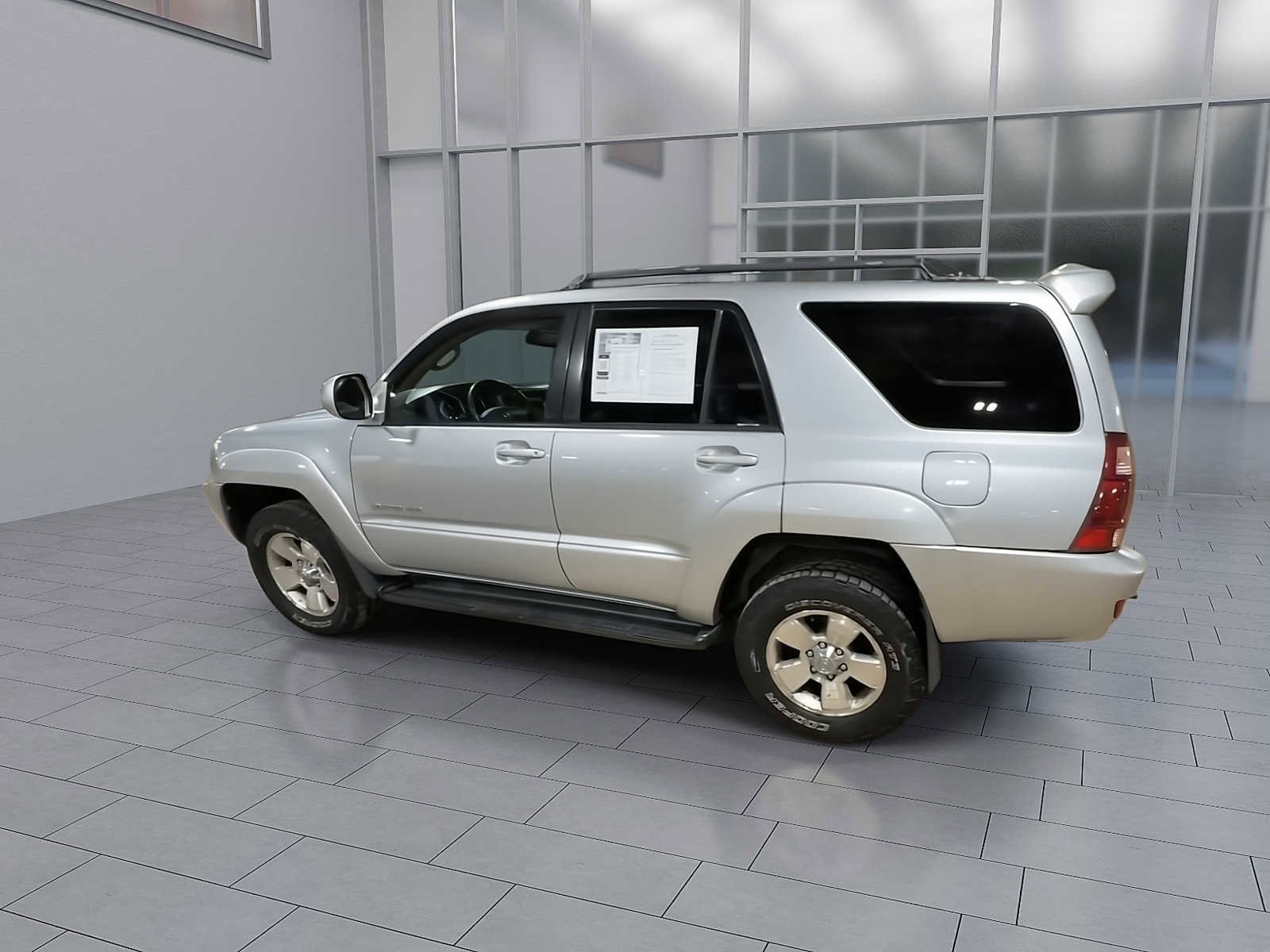 Thumbnail: 2005 Toyota 4Runner - 6