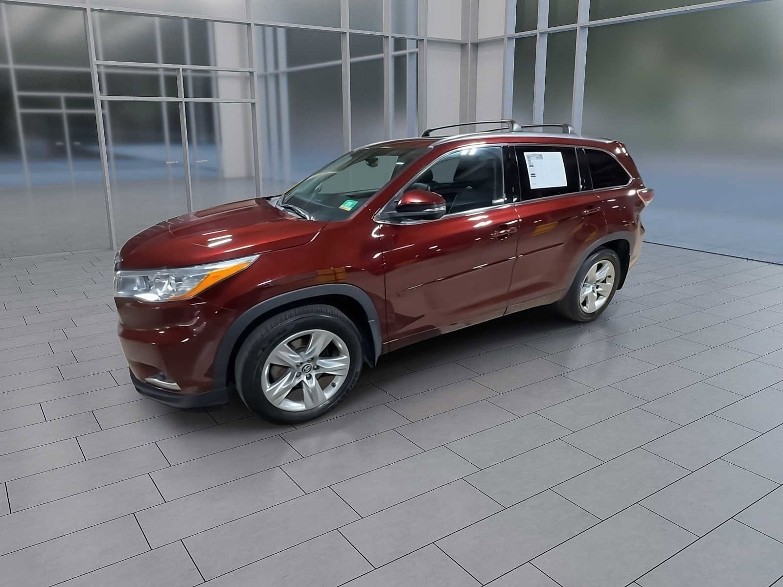 Thumbnail: 2016 Toyota Highlander - 4
